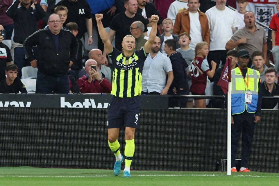 英超回顾：这还怎么玩？哈兰德连场戴帽，没有罗德里和福登，曼城豪取三连胜